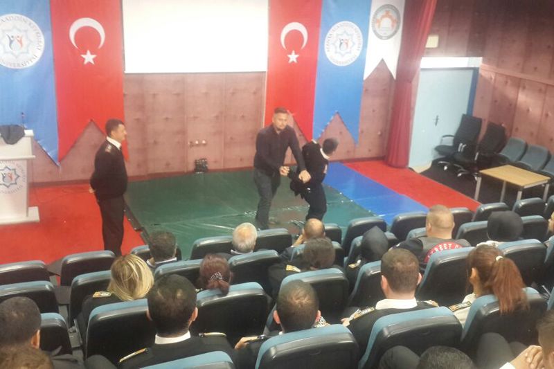 Hizmet İçi Eğitim Altında Savunma Eğitimi Yapılmıştır