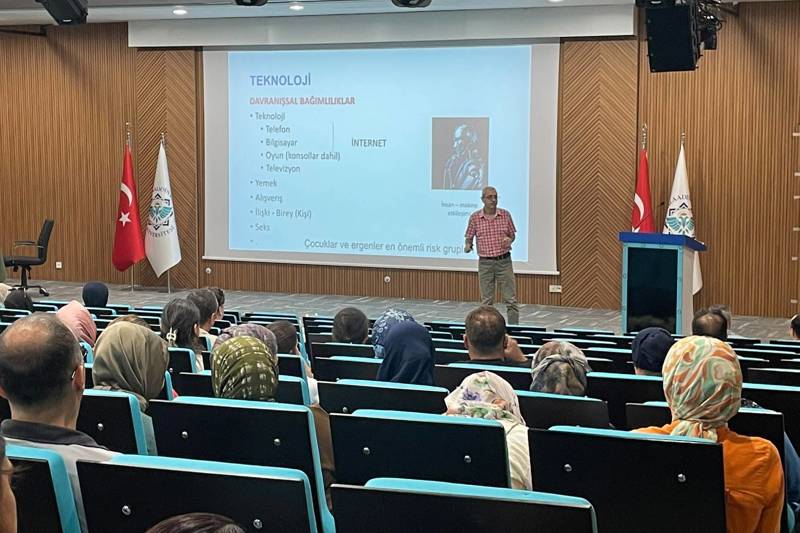 Güvenlik ve Temizlik Personeline Yönelik Eğitimler Düzenlendi